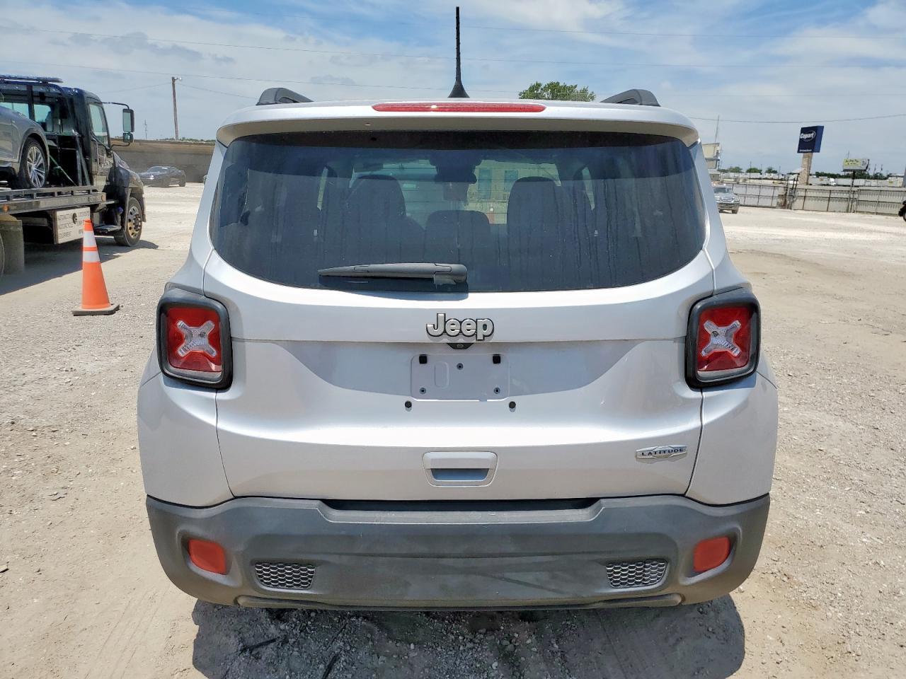 2018 Jeep Renegade Latitude - Фото 6