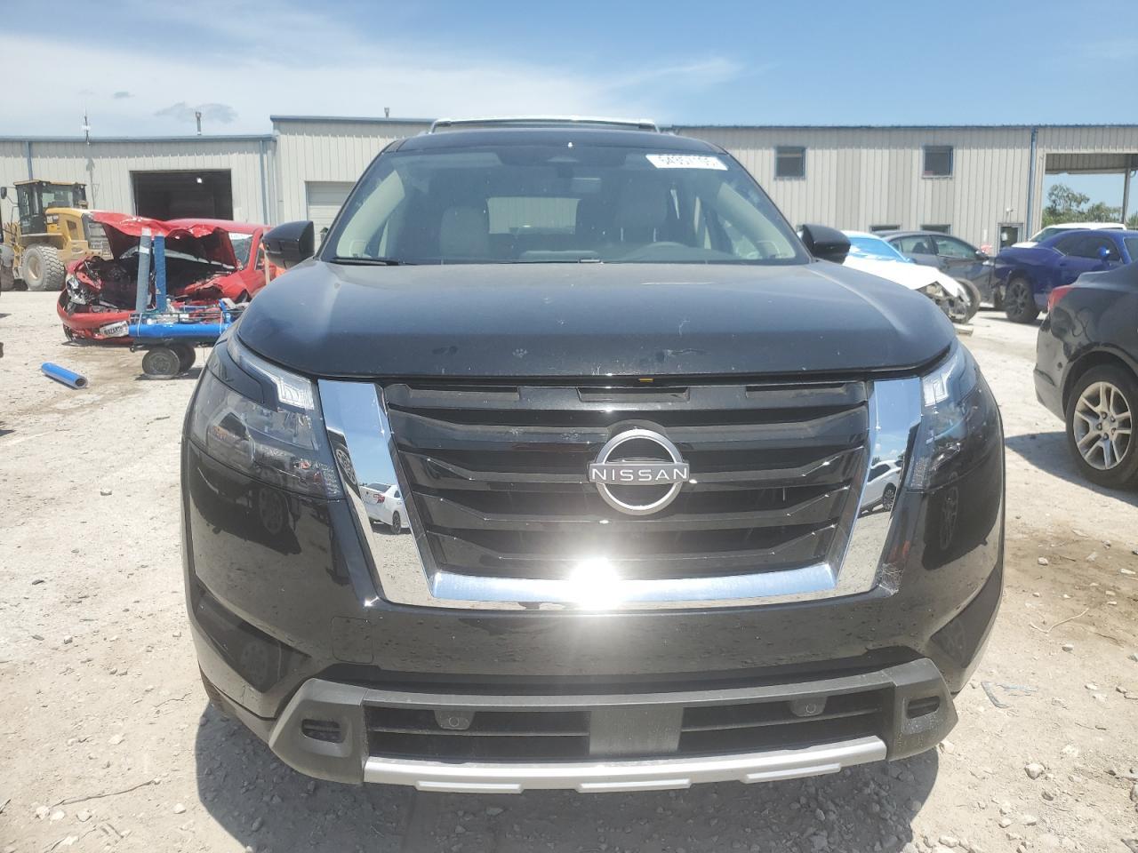 2025 Nissan Pathfinder Sl - Фото 5