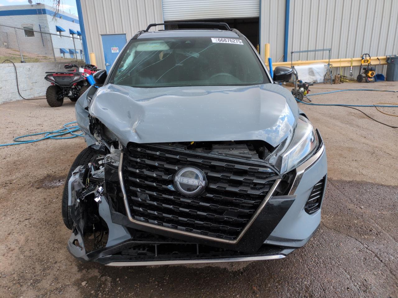 2023 Nissan Kicks Sr - Image 5