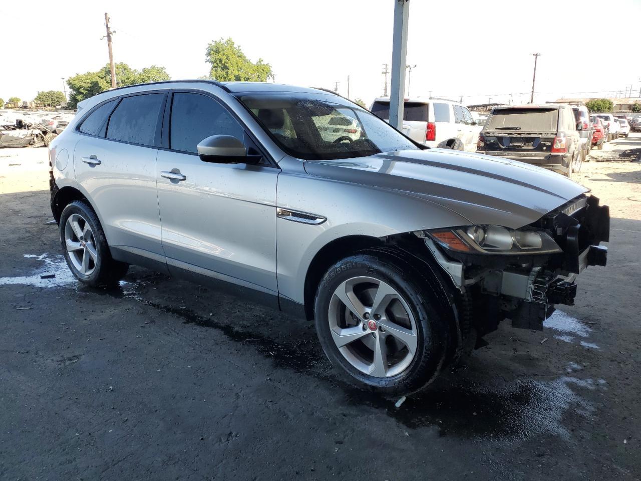 2017 Jaguar F-Pace Premium - Фото 4
