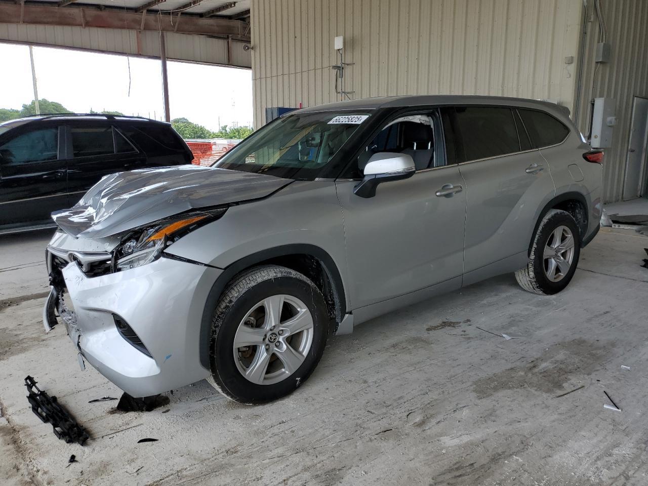 2021 Toyota Highlander L