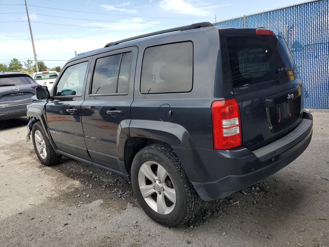 2014 Jeep Patriot Latitude - Фото 2
