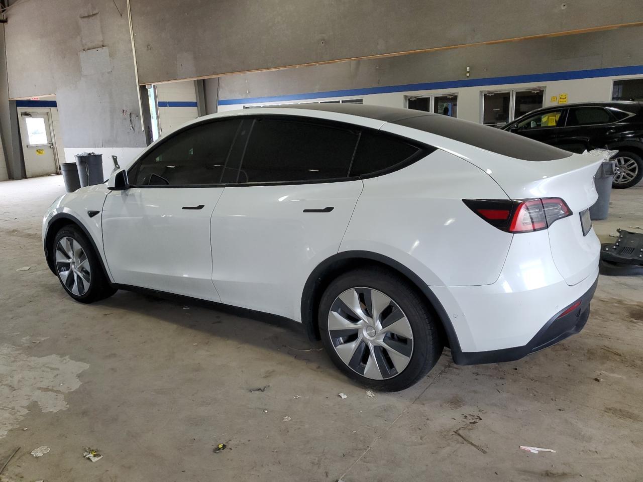 2020 Tesla Model Y - Фото 2