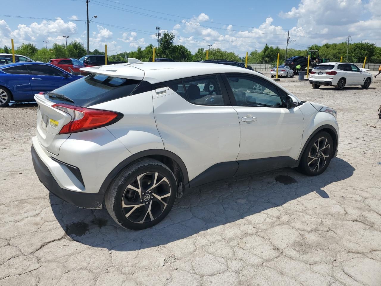 2019 Toyota C-Hr Xle - Image 3