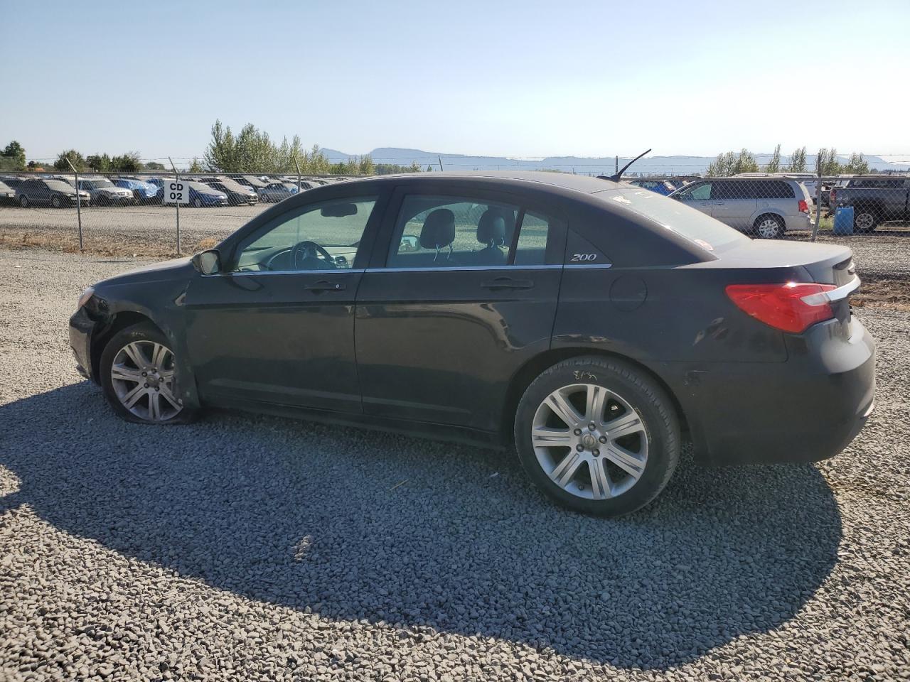 2012 Chrysler 200 Touring - Фото 2