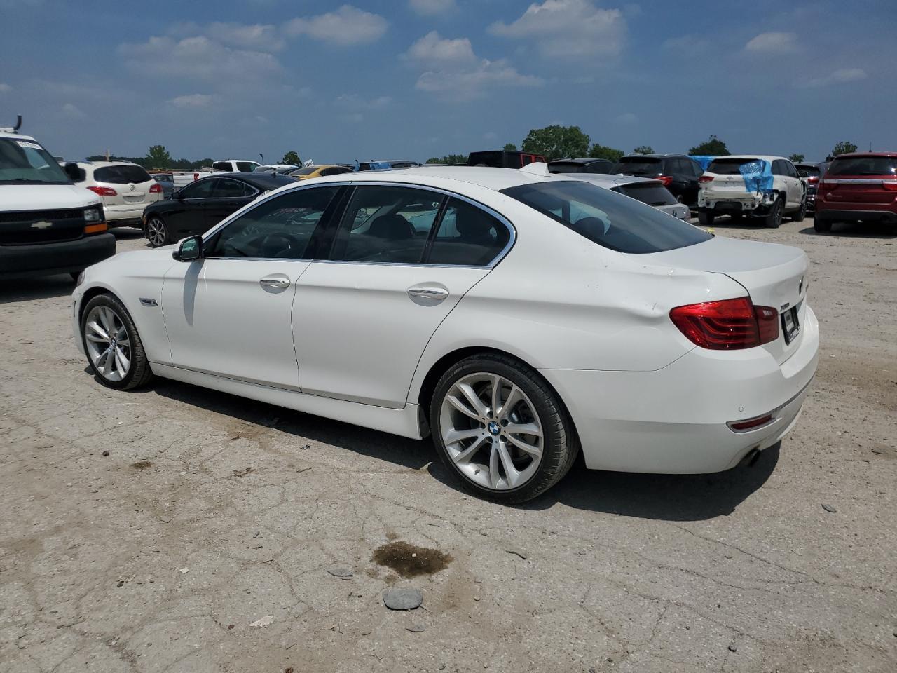 2014 BMW 535 Xi - Фото 2