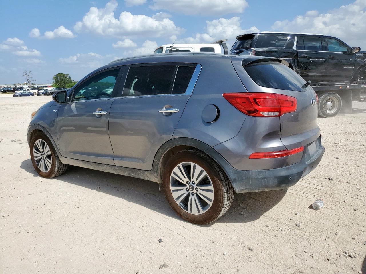 2016 Kia Sportage Ex - Image 2