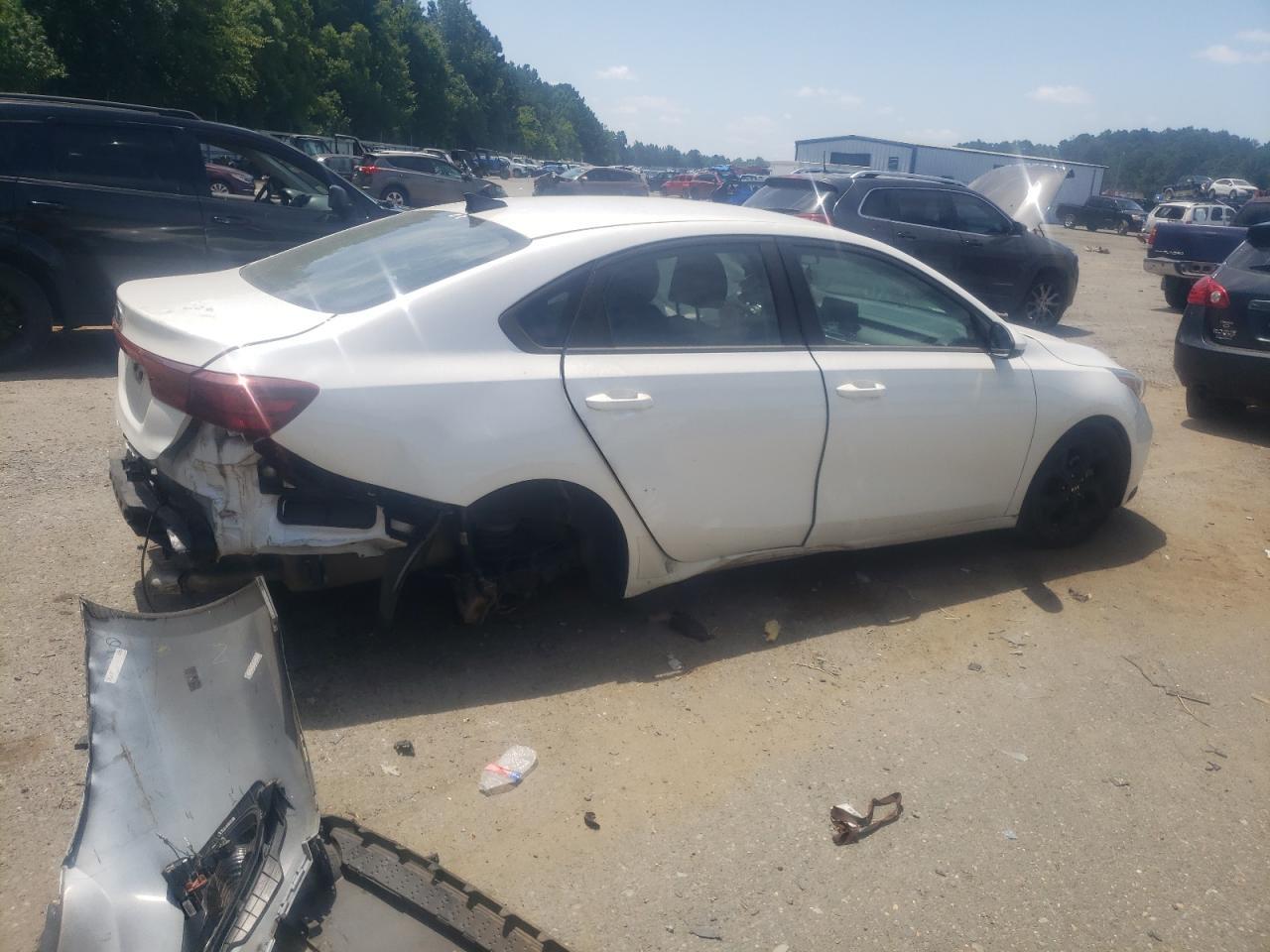 2021 Kia Forte Fe - Фото 3