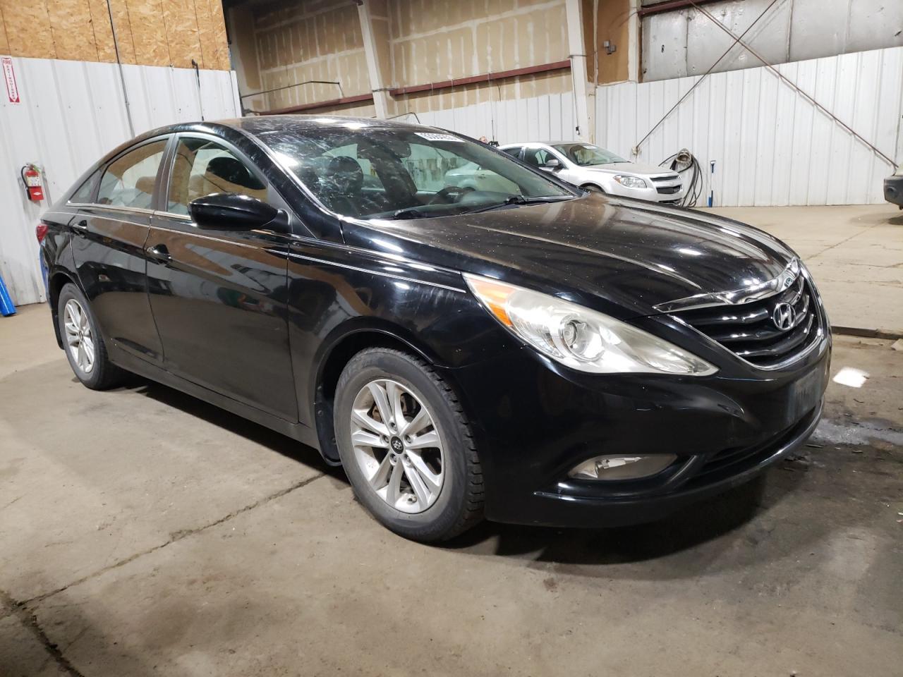 2013 Hyundai Sonata Gls - Image 4