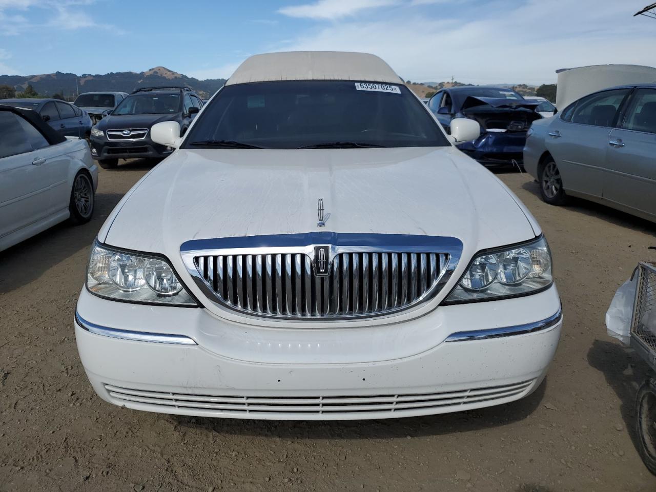 2005 Lincoln Town Car Executive - Фото 5