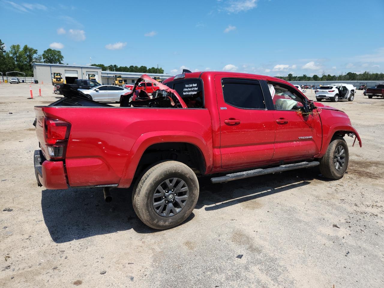 2023 Toyota Tacoma Double Cab - Image 3