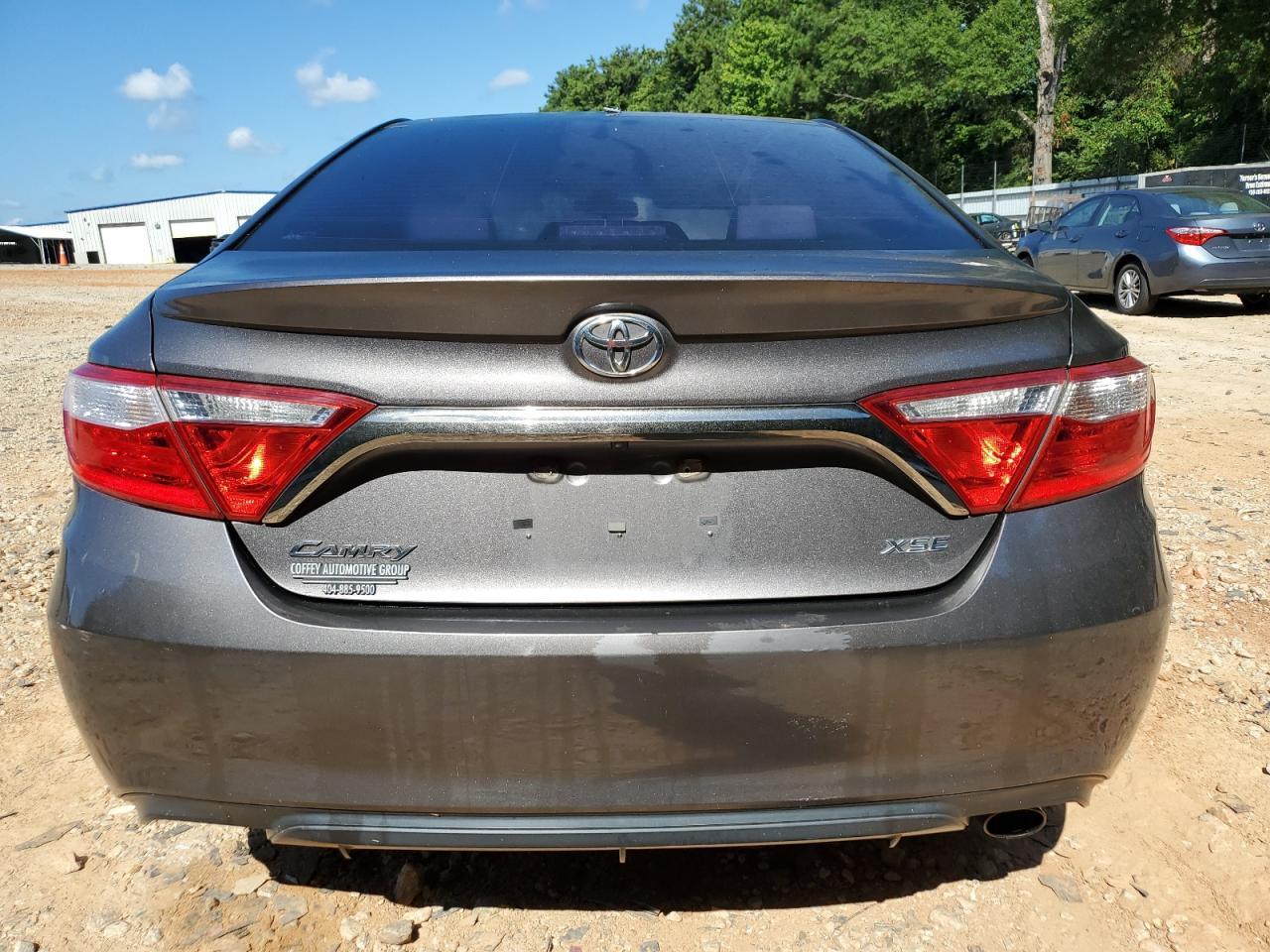 2015 Toyota Camry Le - Фото 6