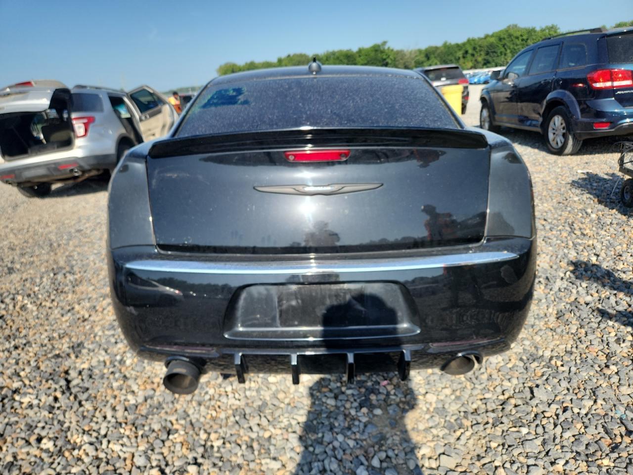 2015 Chrysler 300C - Image 6