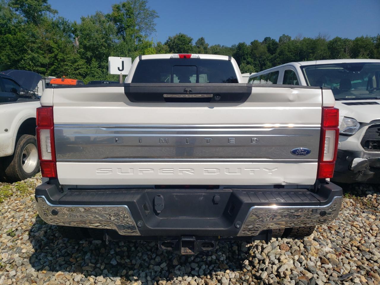 2018 Ford F450 Super Duty - Image 6