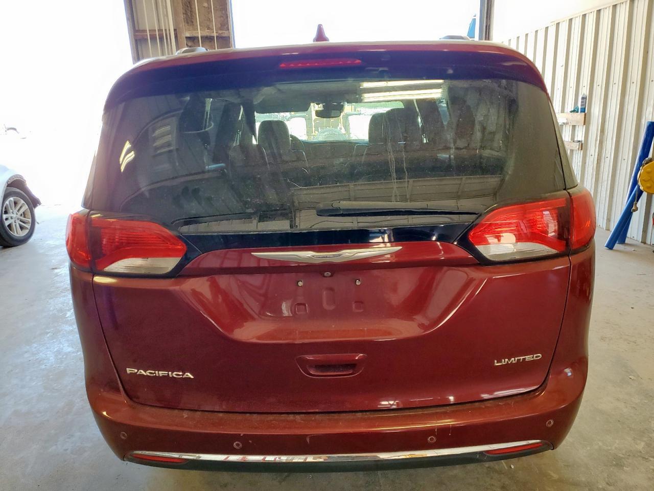 2018 Chrysler Pacifica Limited - Фото 6