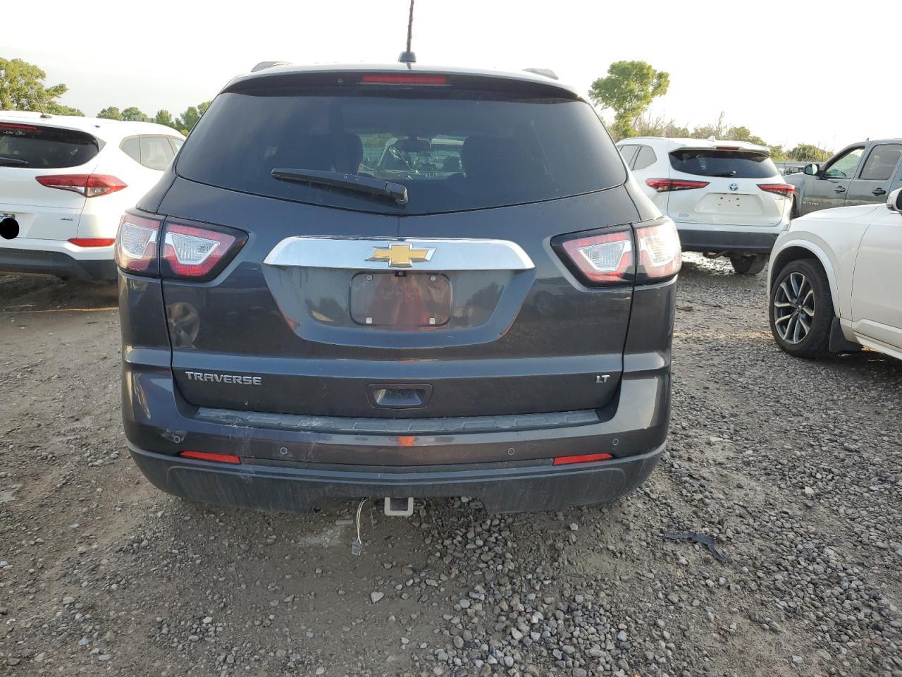 2017 Chevrolet Traverse Lt - Image 6