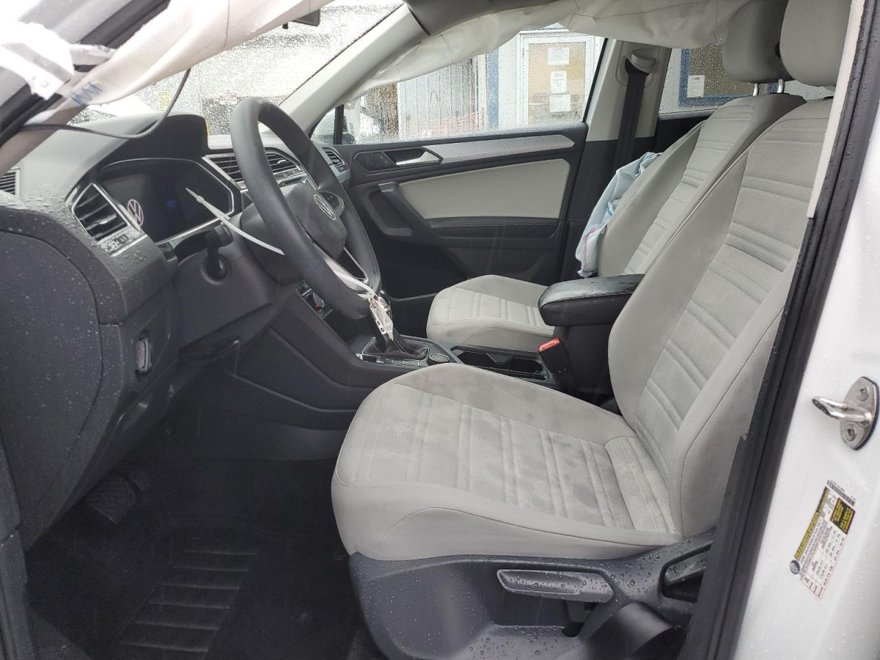 2022 Volkswagen Tiguan S - Фото 7