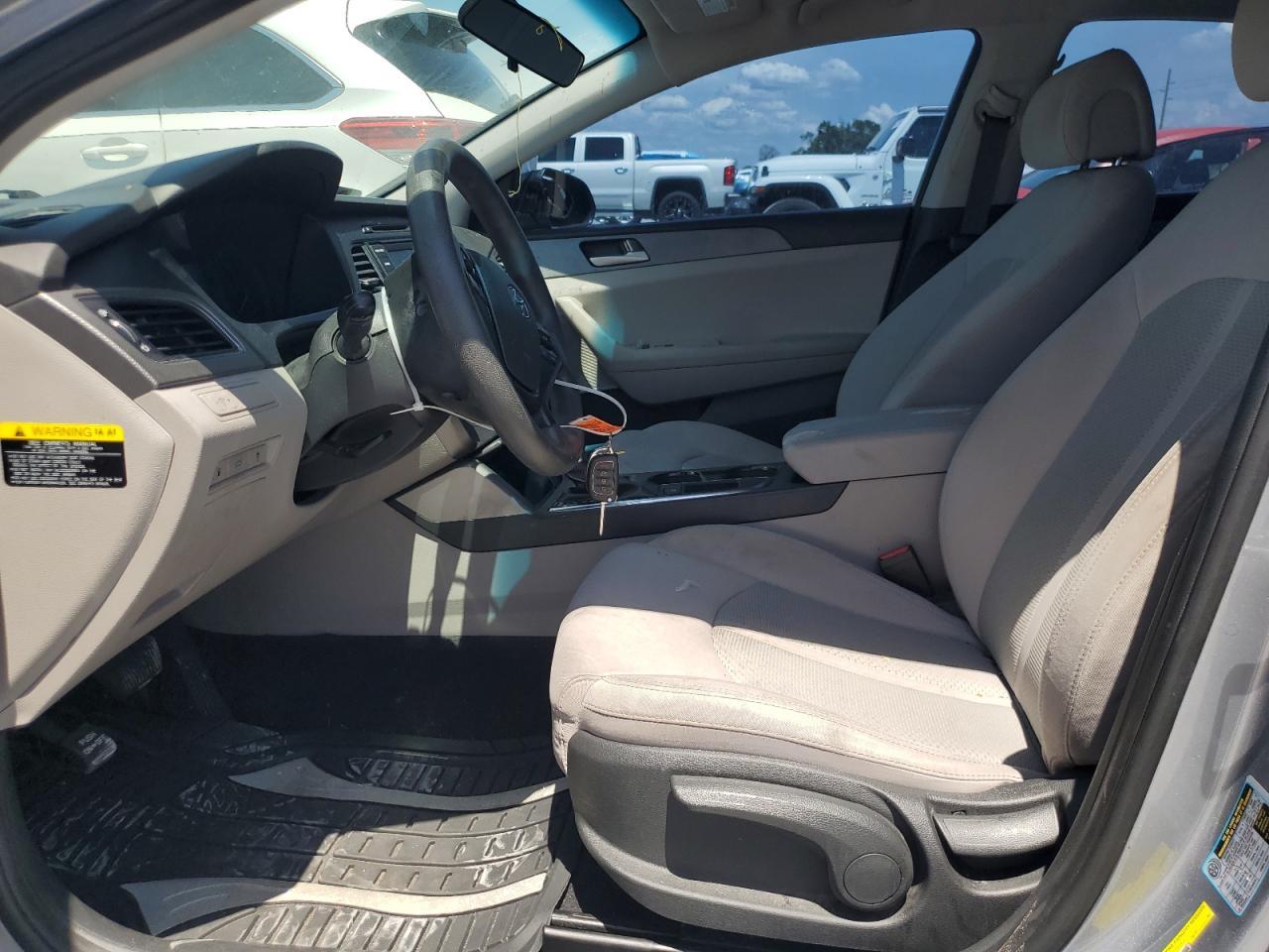 2017 Hyundai Sonata Se - Фото 7