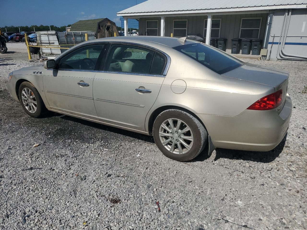 2009 Buick Lucerne Cxl - Image 2