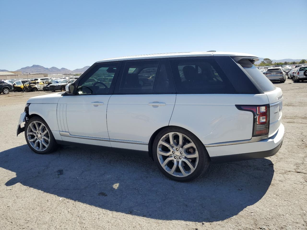 2015 Land Rover Range Rover Supercharged - Фото 2