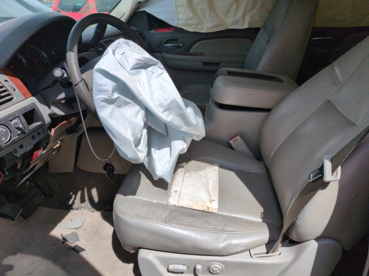 2009 Chevrolet Tahoe C1500 Ltz - Image 7