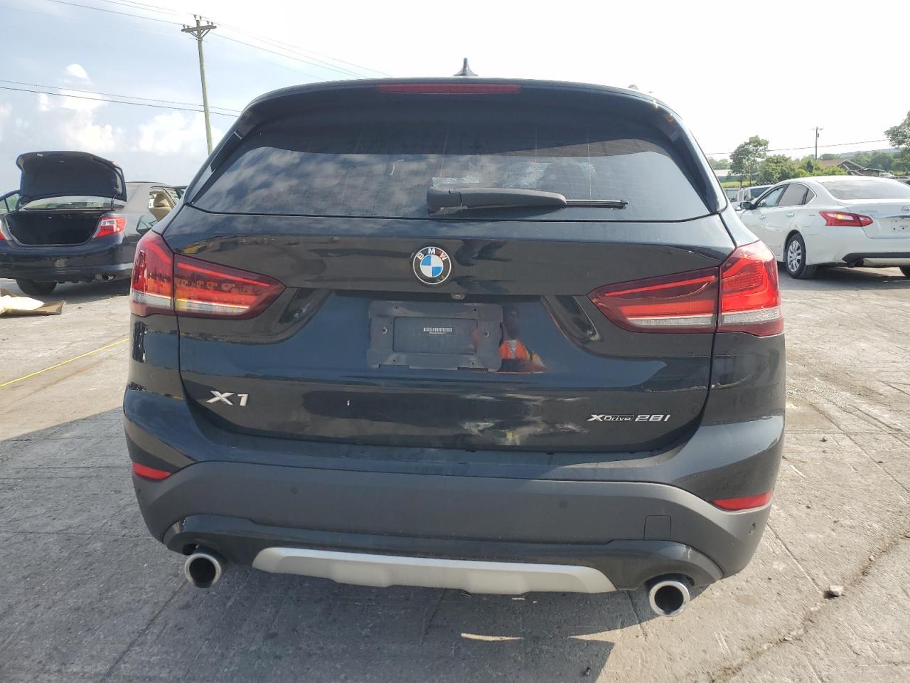 2021 BMW X1 xDrive28I - Фото 6