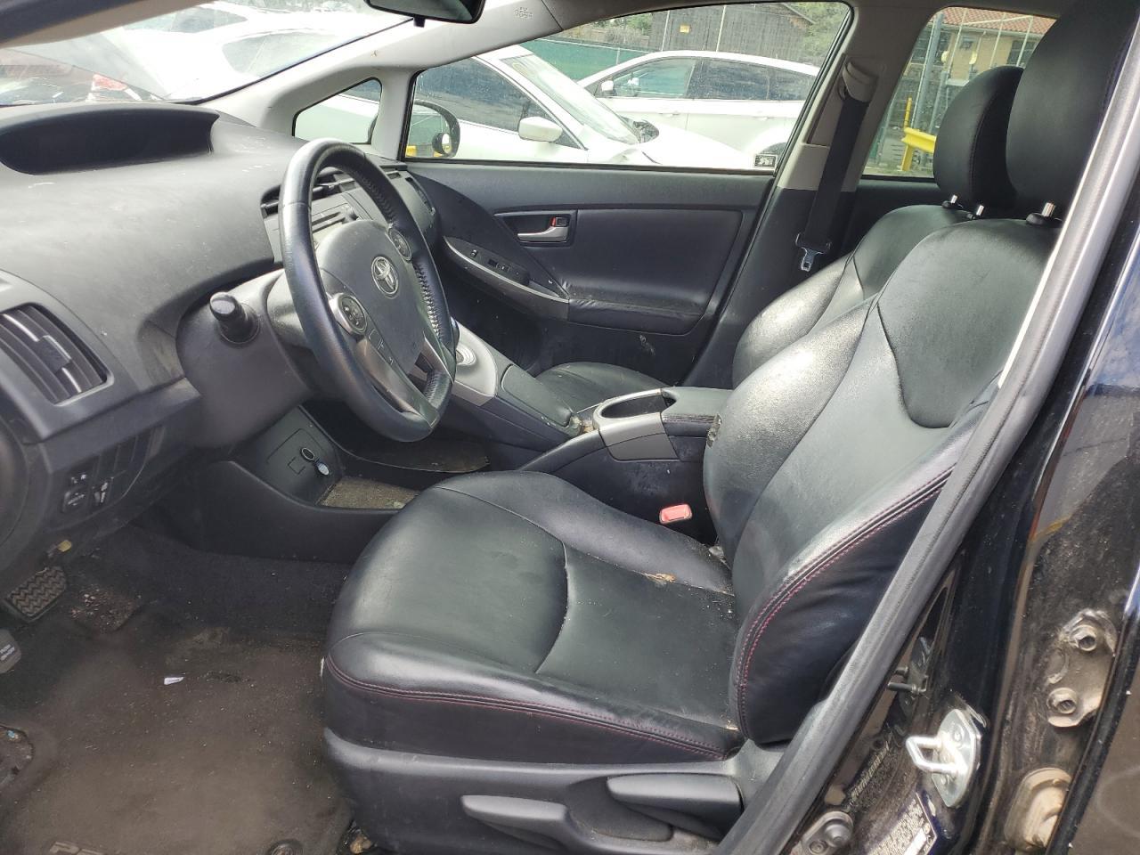 2013 Toyota Prius - Фото 7