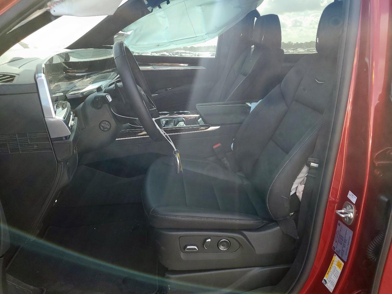 2025 Cadillac Escalade Luxury - Фото 7