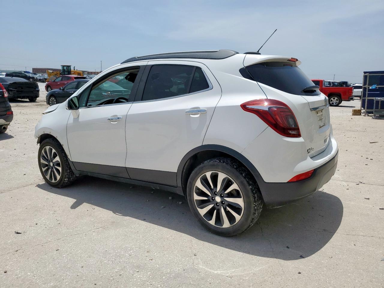 2019 Buick Encore Essence - Image 2