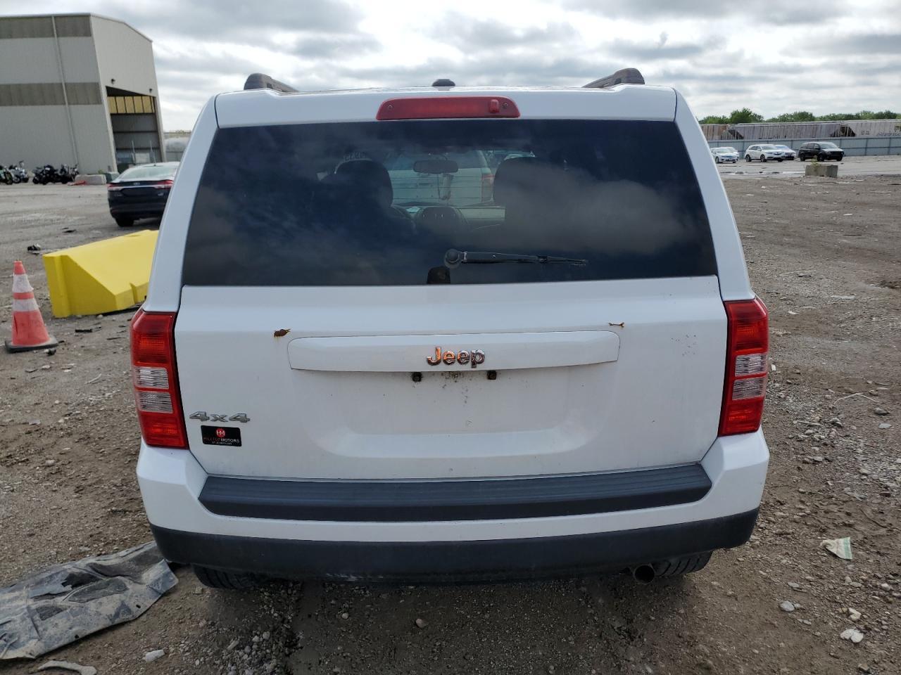 2015 Jeep Patriot Latitude - Фото 6