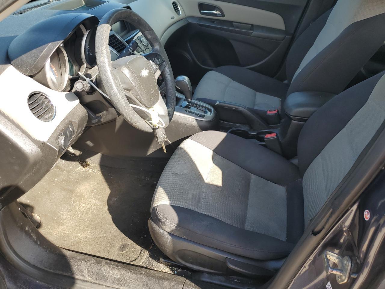 2014 Chevrolet Cruze Ls - Фото 7