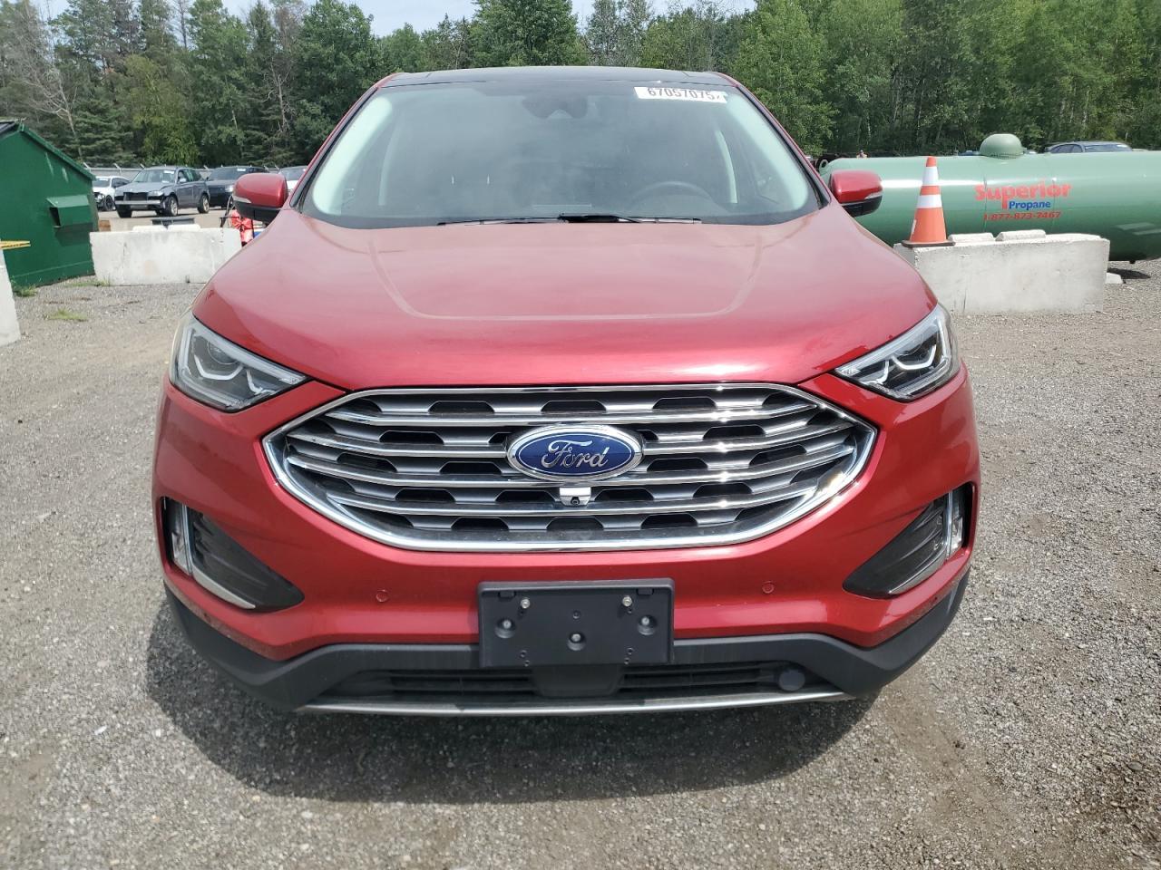 2022 Ford Edge Titanium - Фото 5