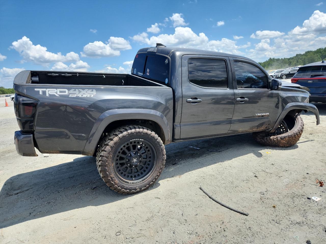 2019 Toyota Tacoma Double Cab - Image 3