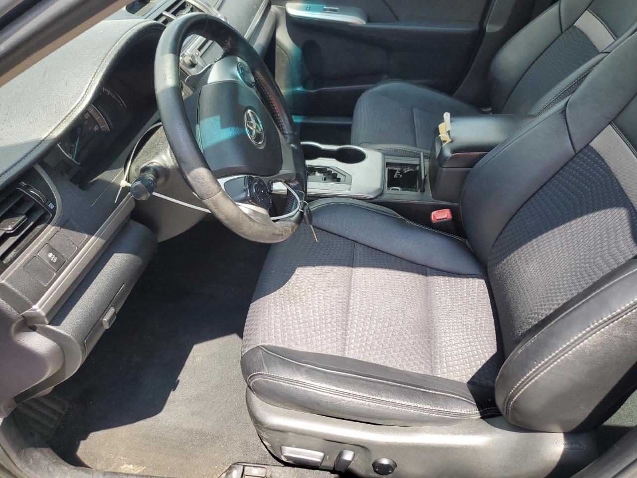 2014 Toyota Camry L - Image 7