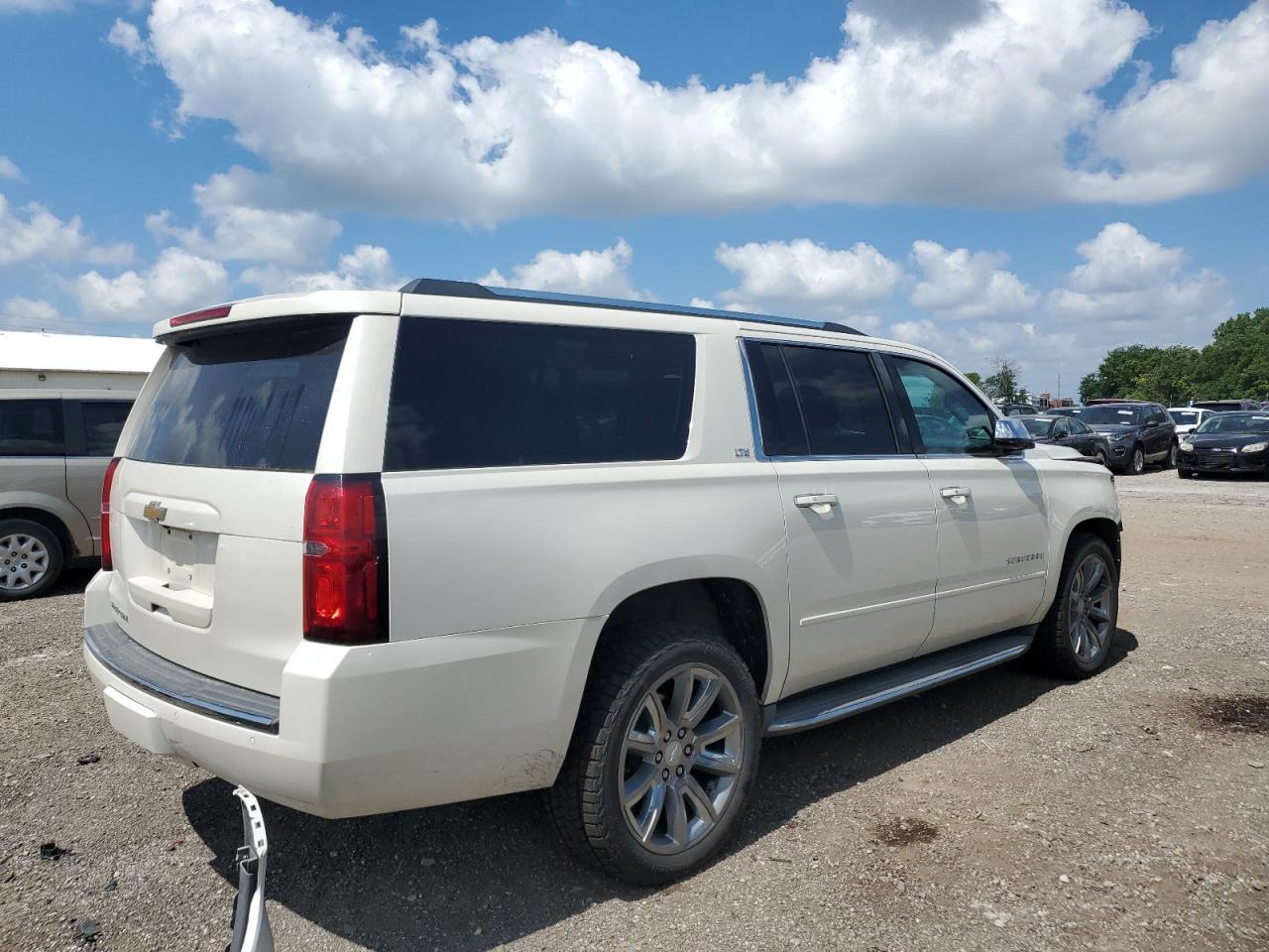 2015 Chevrolet Suburban K1500 Ltz - Image 3