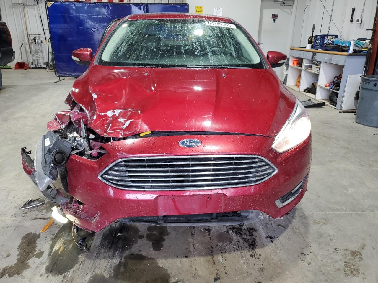 2017 Ford Focus Titanium - Image 5