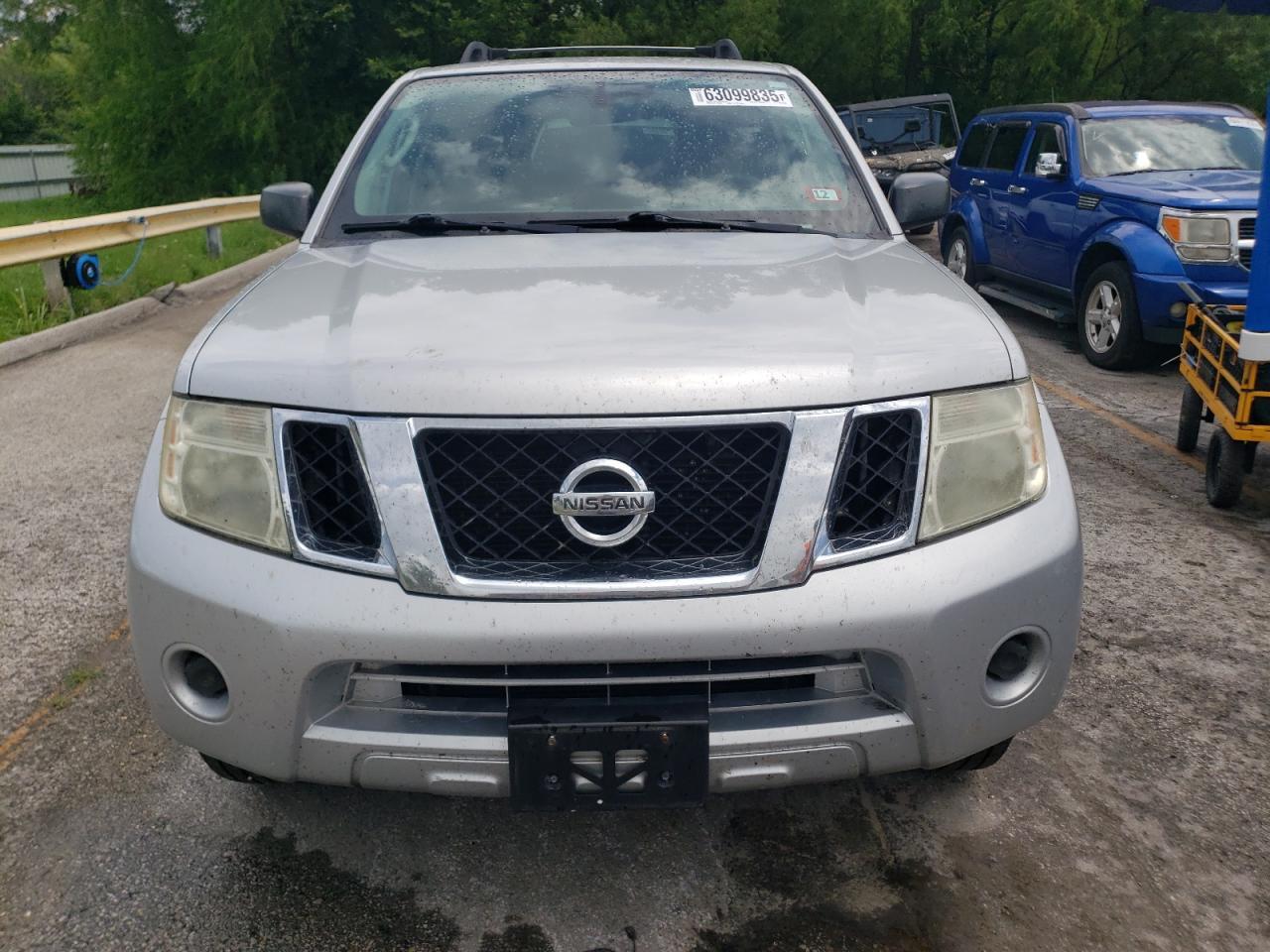 2011 Nissan Pathfinder S - Фото 5