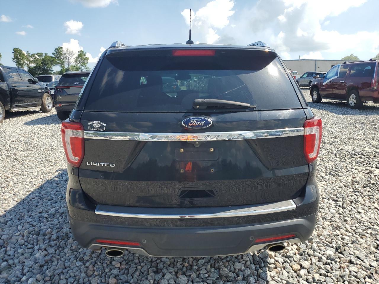 2018 Ford Explorer Limited - Image 6