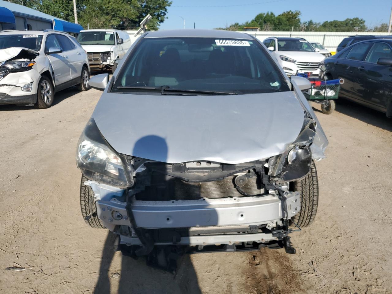 2015 Toyota Yaris - Фото 5