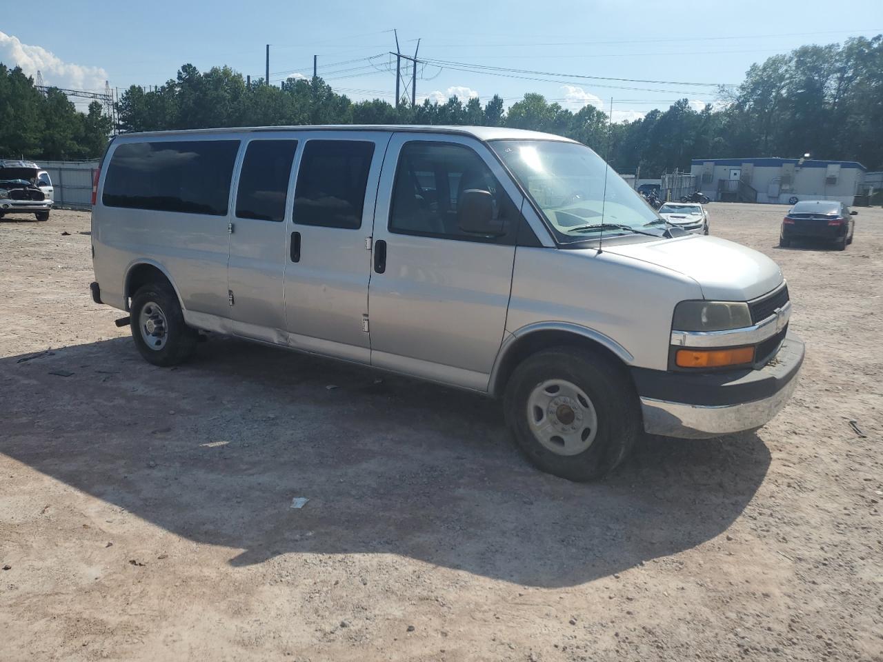 2014 Chevrolet Express G3500 Lt - Image 4