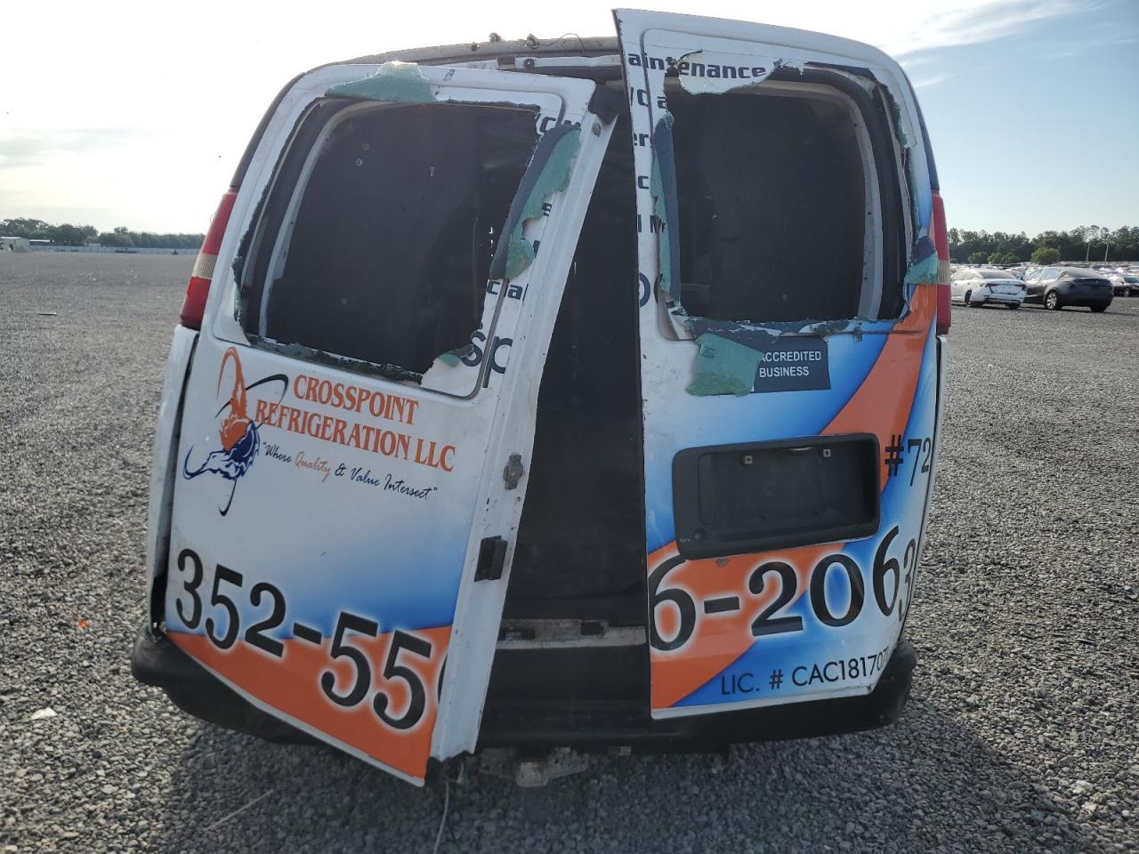 2008 Chevrolet Express G1500 - Image 6