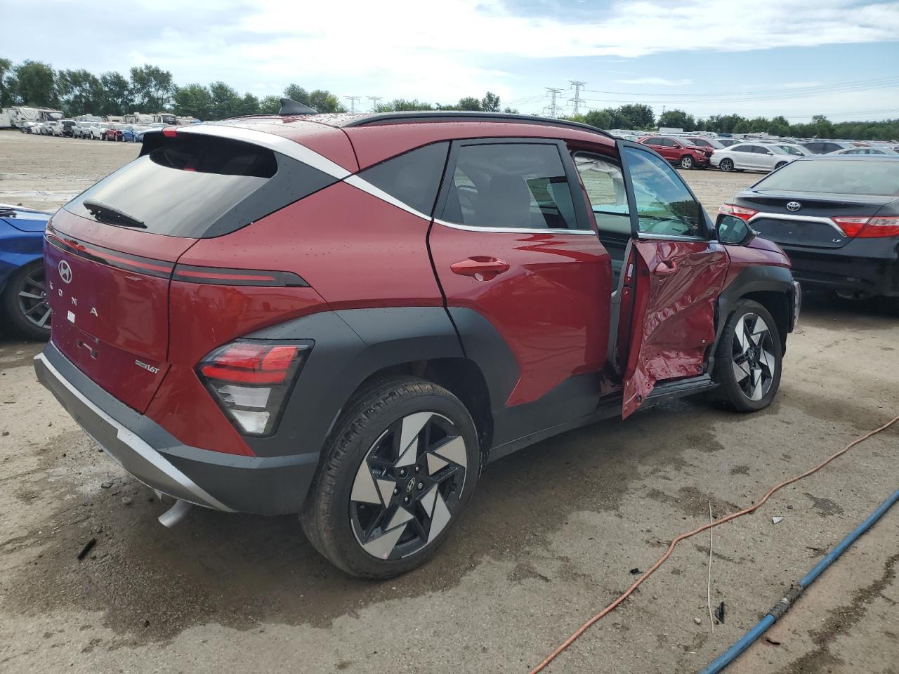 2025 Hyundai Kona Limited - Фото 3