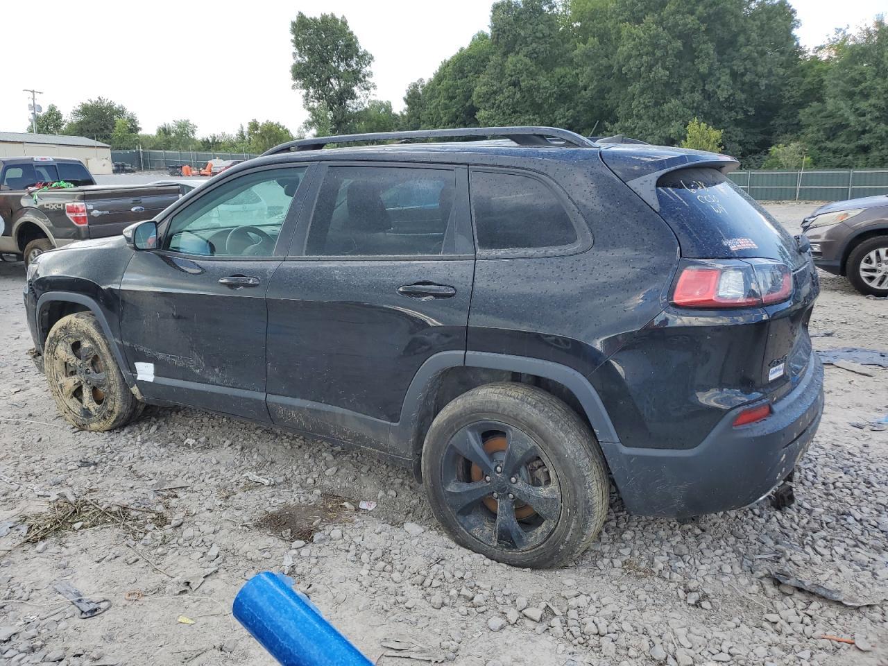 2019 Jeep Cherokee Latitude Plus - Фото 2