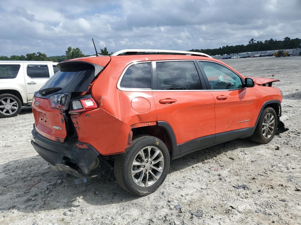 2021 Jeep Cherokee Latitude Plus - Image 3