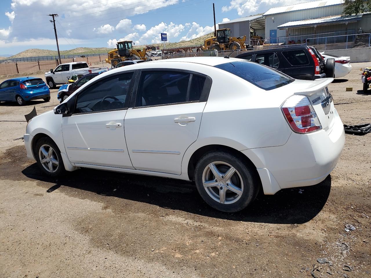 2012 Nissan Sentra 2.0 - Image 2