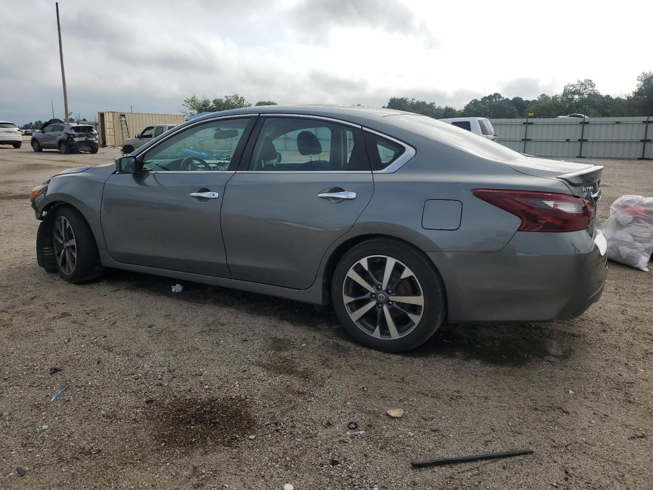 2017 Nissan Altima 3.5Sl - Фото 2