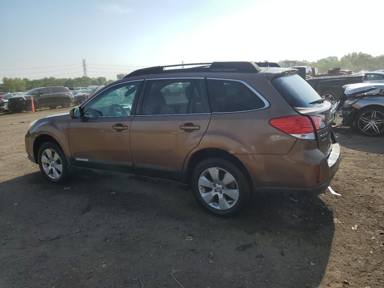 2012 Subaru Outback 2.5I Limited - Фото 2