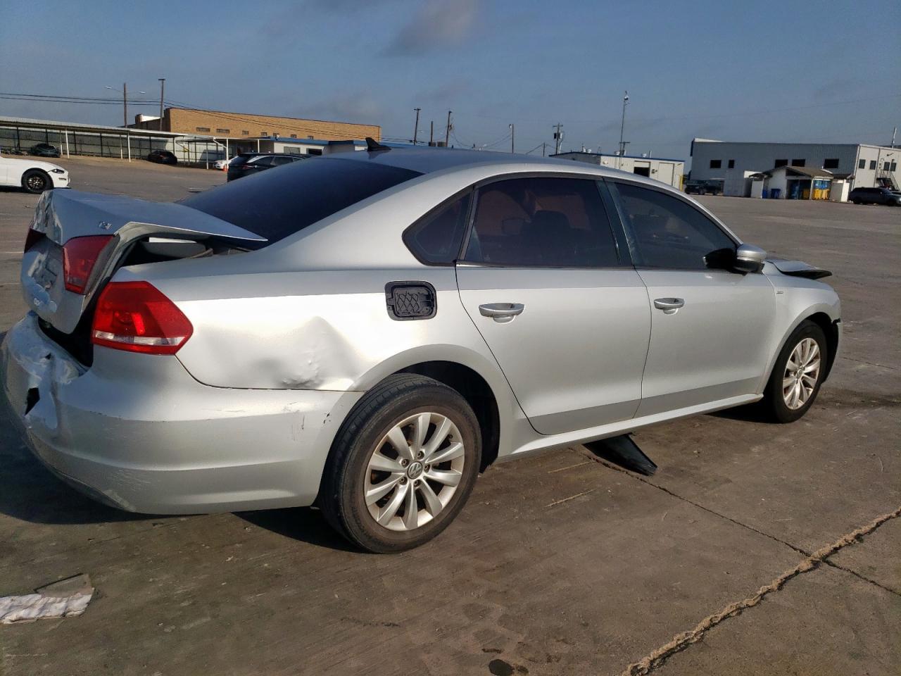 2015 Volkswagen Passat S - Image 3