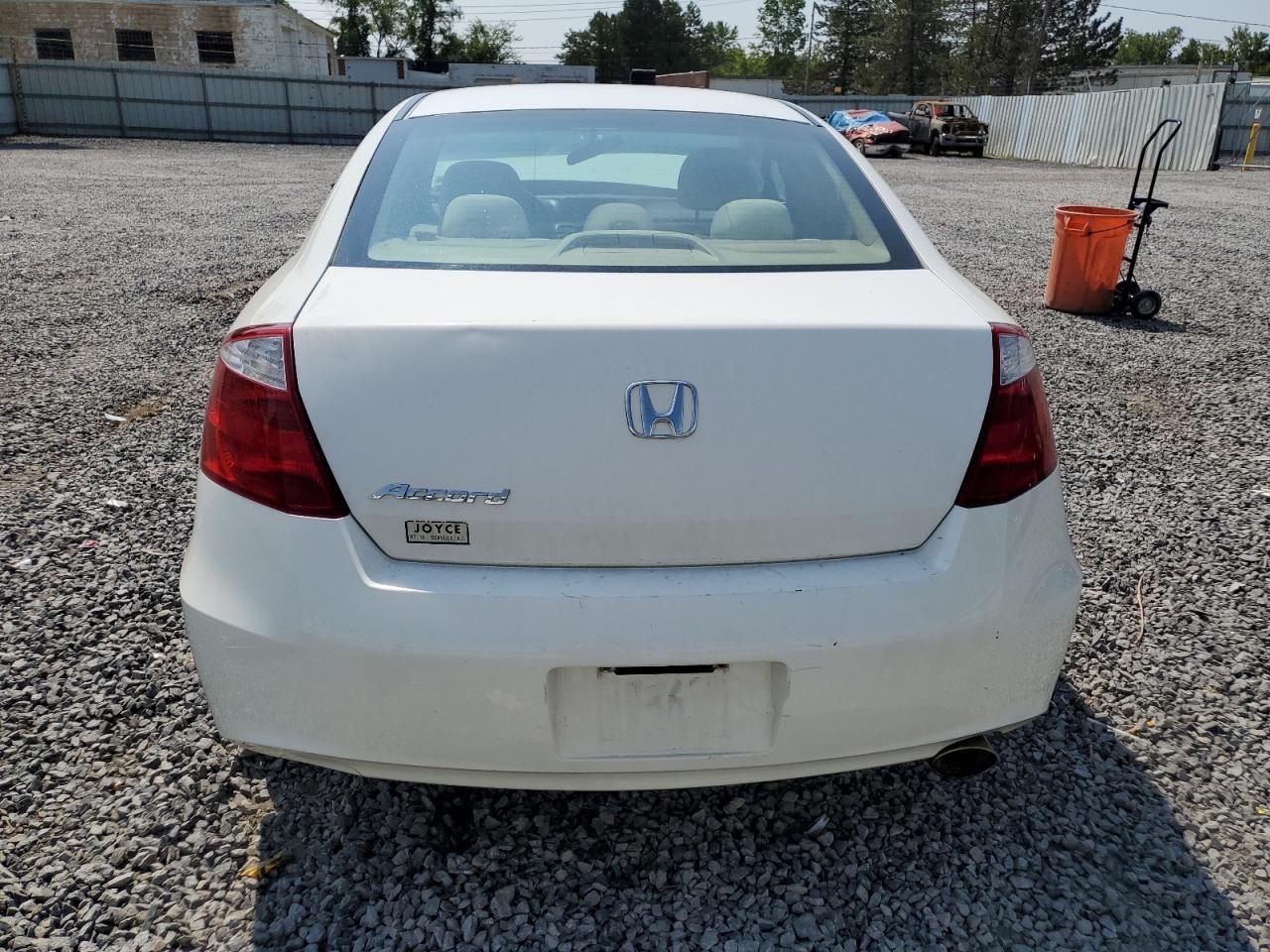 2010 Honda Accord Lx - Image 6