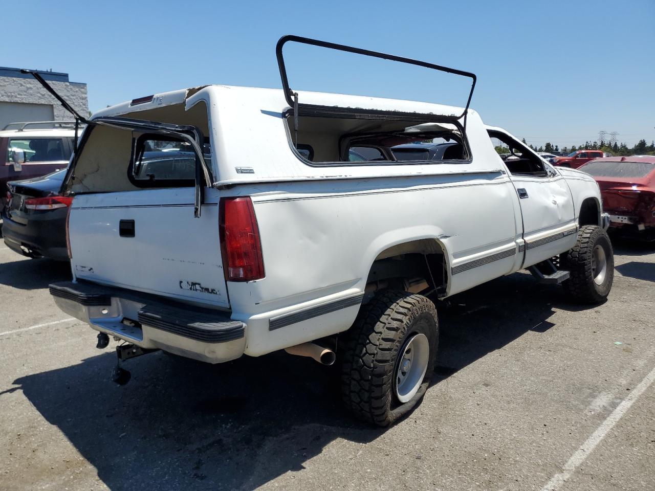 1997 GMC Sierra C1500 - Image 3